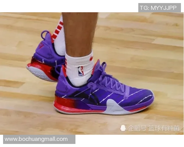 库里热身穿李宁巴特勒3代巴西配色球鞋与球衣完美搭配显清新风格